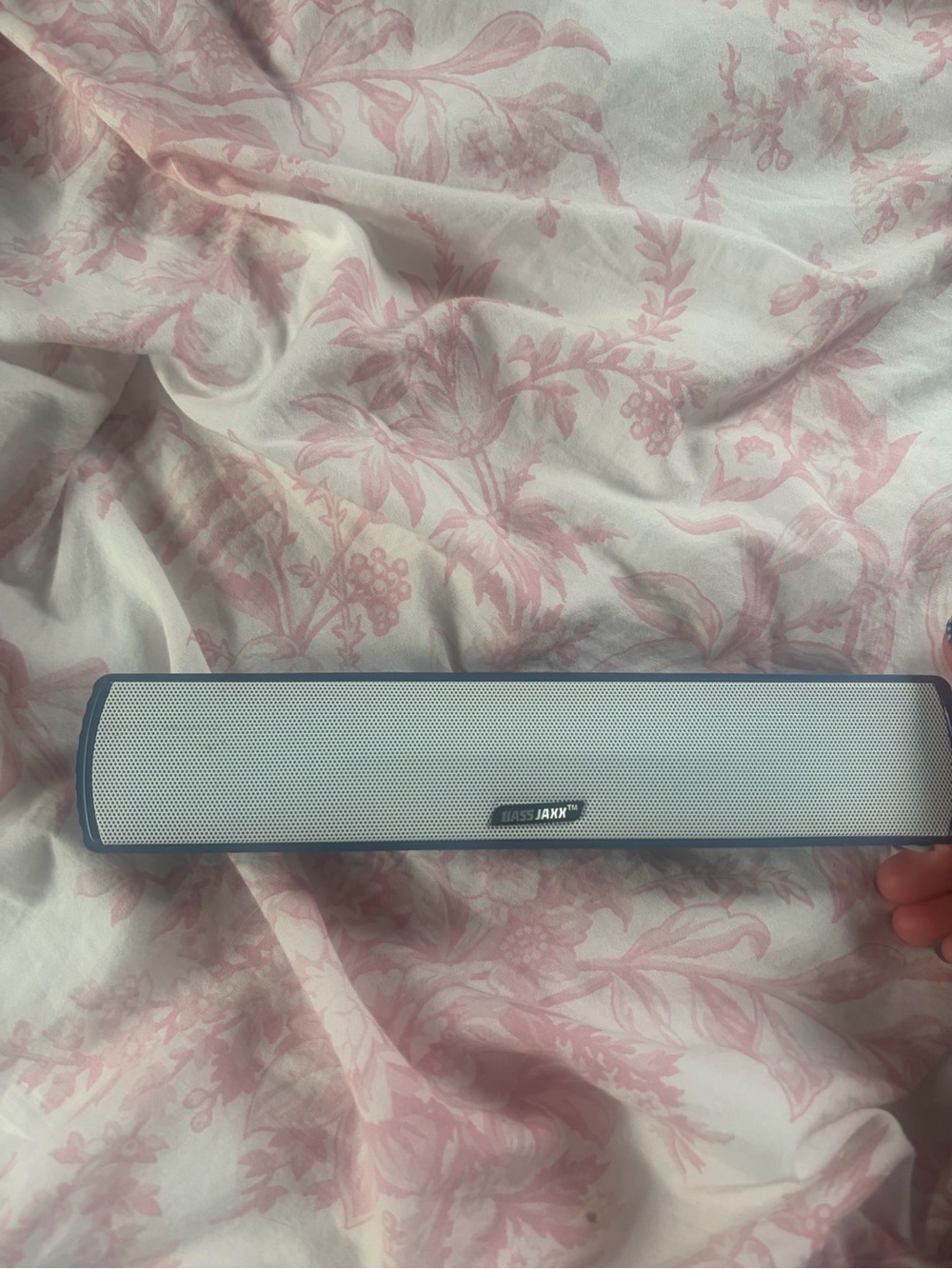 Portable Bluetooth Speaker — White and Blue